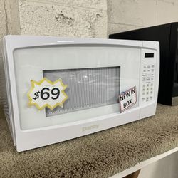 Brand New Microwave White Counter Top 