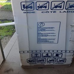 Frigidaire Refrigerator (New)