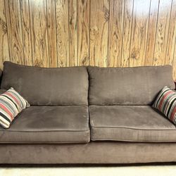 2-piece Sofa Set - Like New!