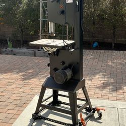 WEN 14" band saw dual speed