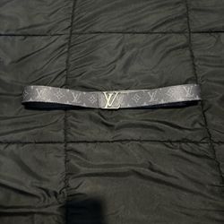 Matte Black Louis Vuitton Belt 