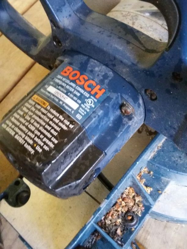 Bosch 3924 10 inch Cordless Compound Miter Saw
