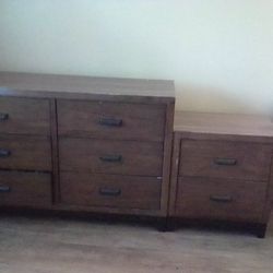 Dresser@nightstand Coffee Table 2end Tables