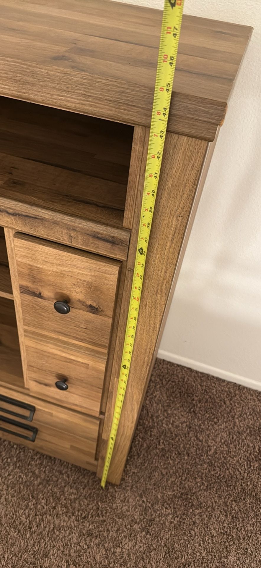 Tv stand