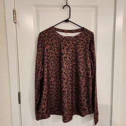 New women's WIHOLL leopard print top  size XL,