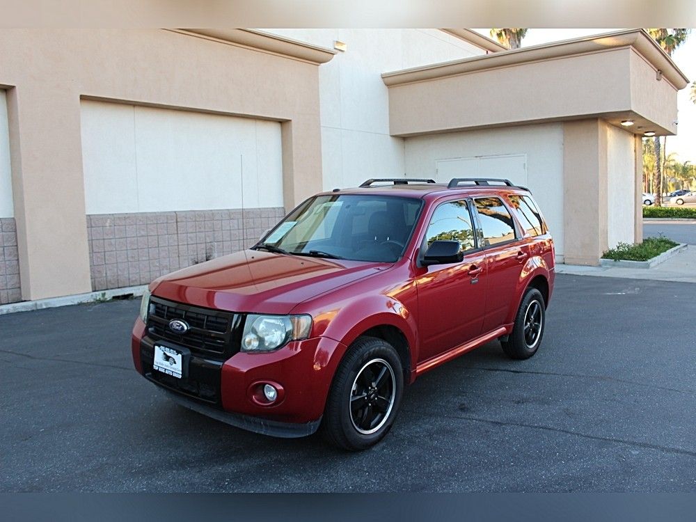 2010 FORD ESCAPE XLT