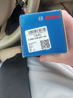 SET OF 6 Brand. New Cummins 6.7 Bosch Injectors Unopened