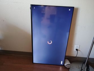 Small smart tvs