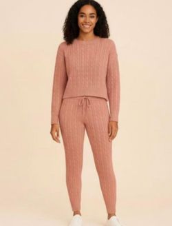 NWT, DUSTY, Stylish Pink Knit Sweater and Pants Set. Size: S - M.