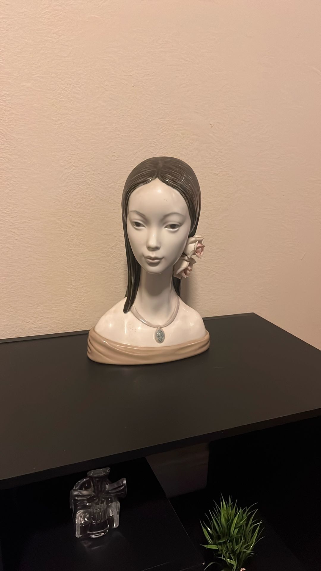 Lladro Ceramic Figurine