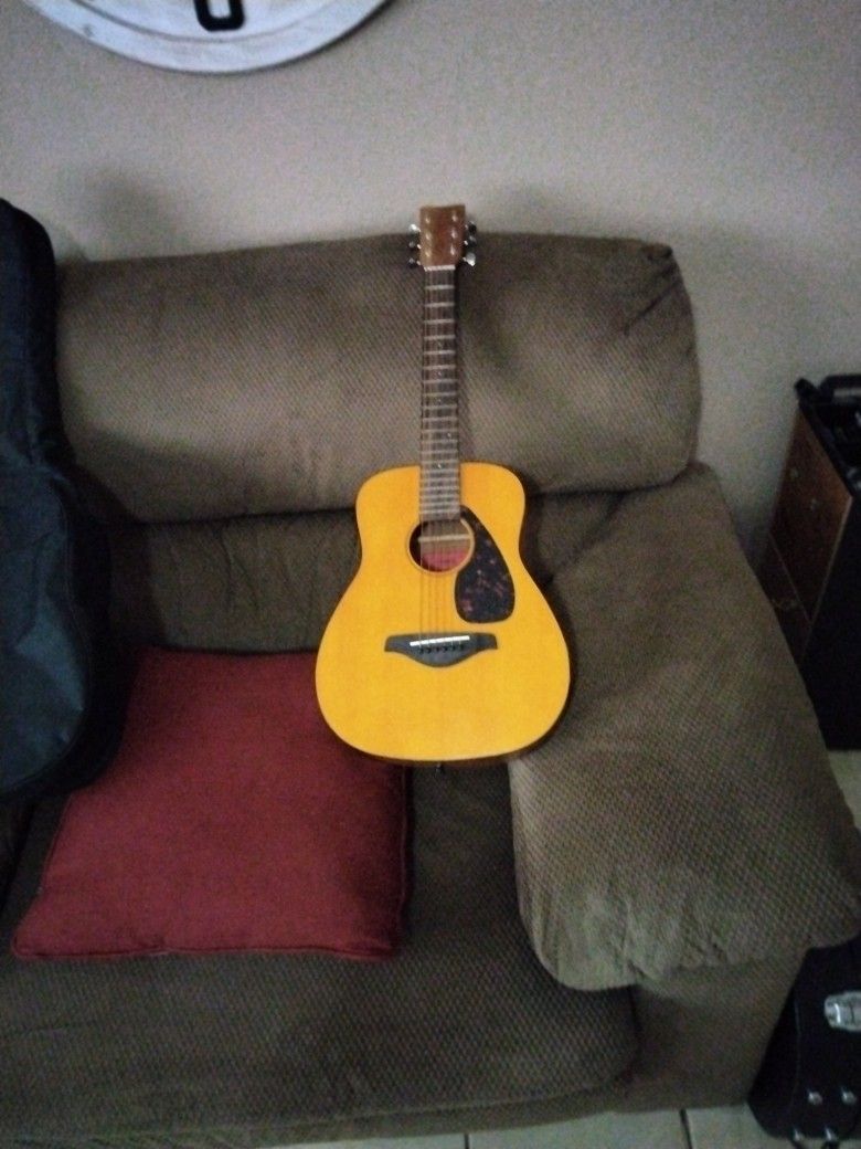 Small Guitar