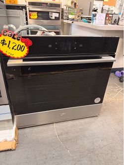 *OPEN BOX* Whirlpool 30” Electric Wall Oven