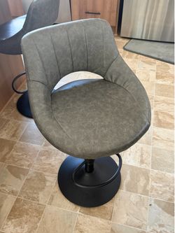 Bar Stools - Set of 4 - Adjustable Height