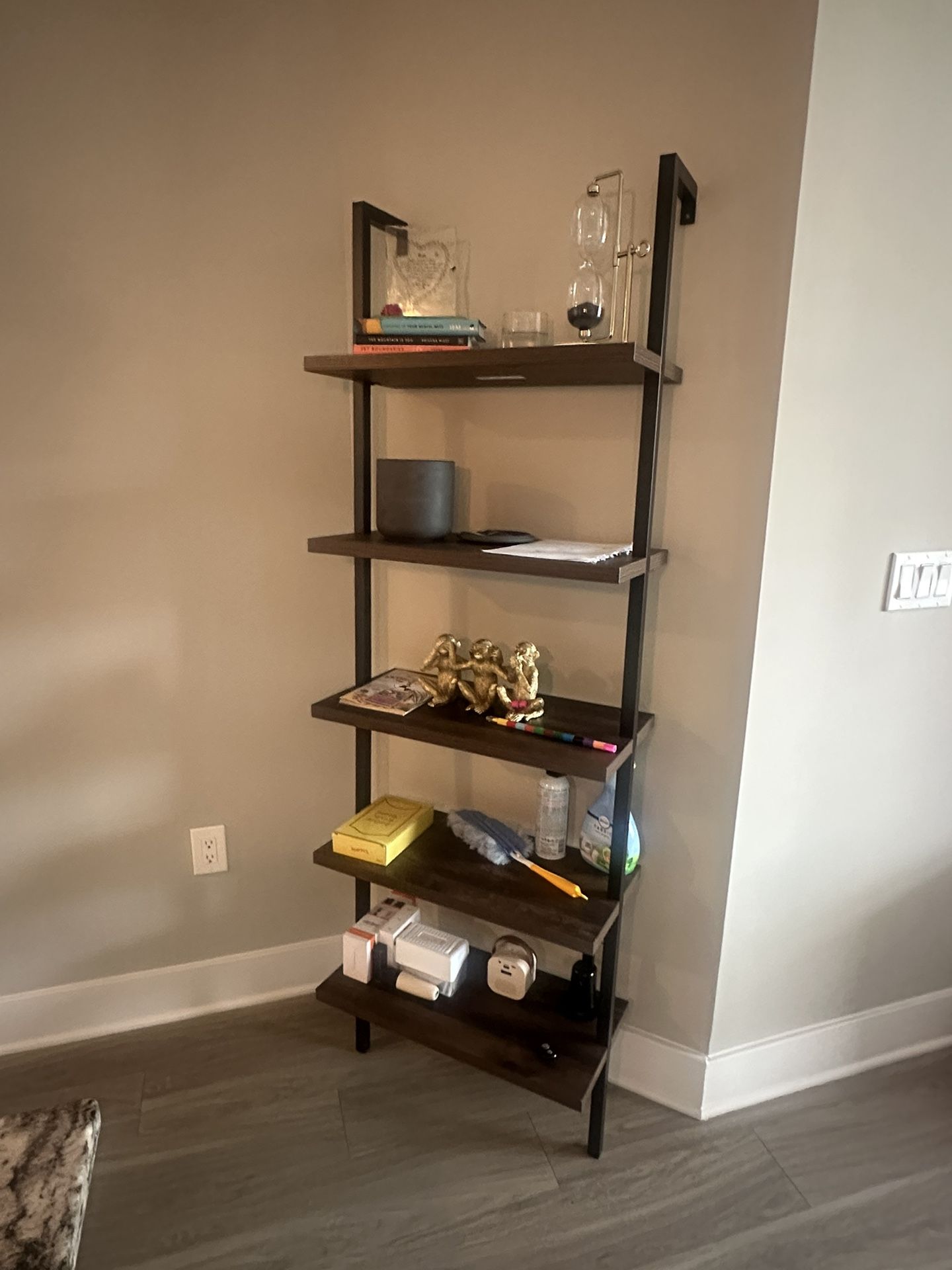Bookshelf