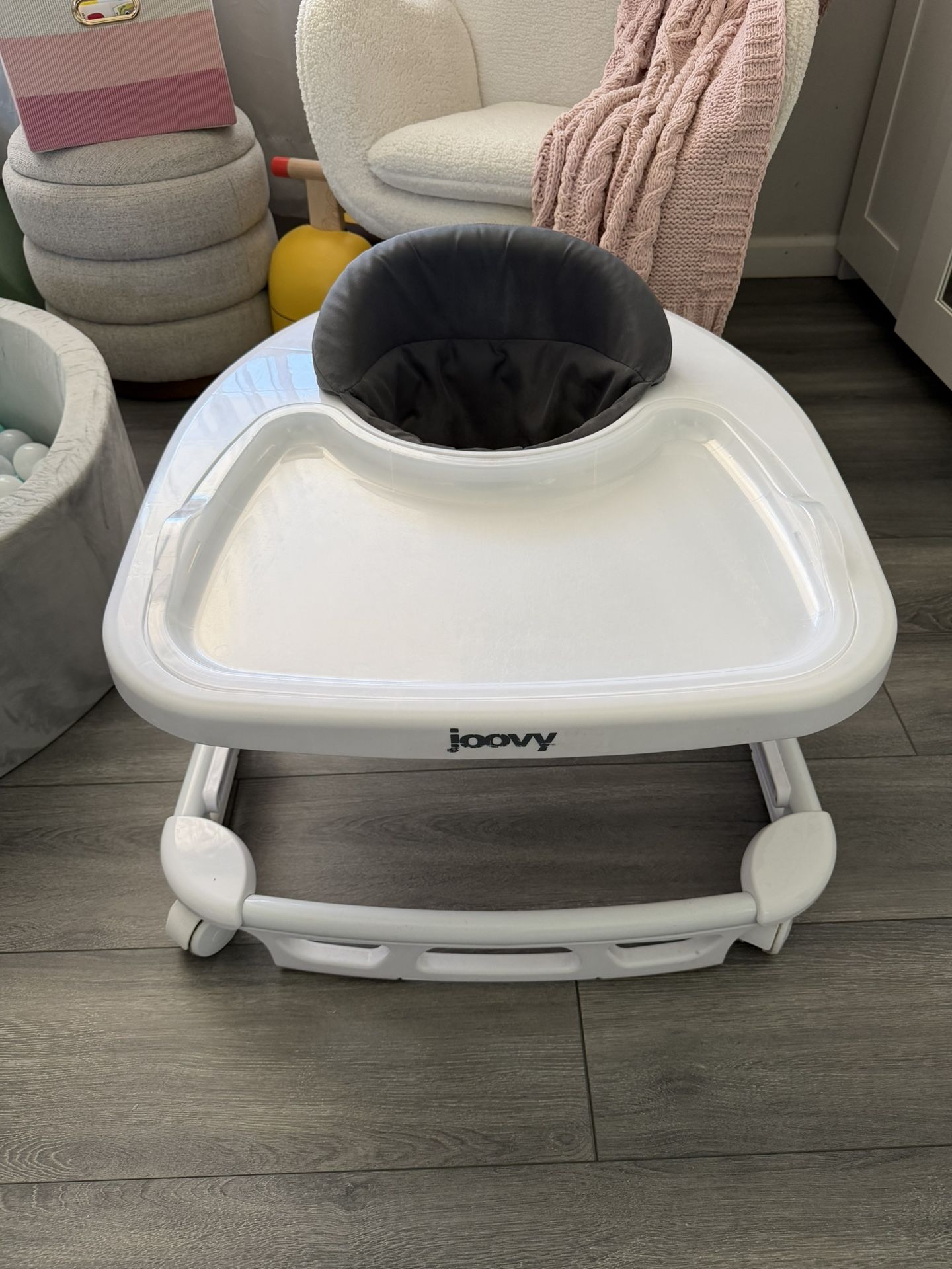 Joovy Spoon Baby Walker / Andadera