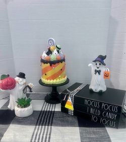 Halloween ghost decor group all included