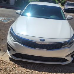 2020 KIA Optima