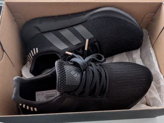Adidas SWIFT RUN W8