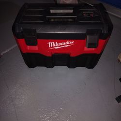 2 Gallon Wet/Dry Vacuum 