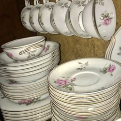 Noritake 90 piece vintage China set