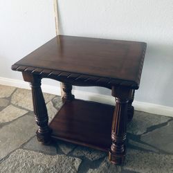 Ashley side table (end table, accent table)