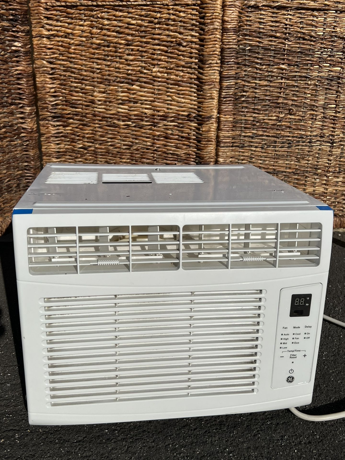 GE Window Air Conditioner