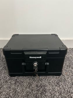 Honeywell Safe