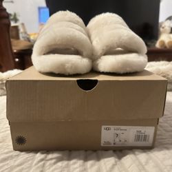 Ugg Slippers 
