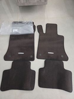 Mercedes Benz Brand new brown carpets for a 2010- 2015 GLK 250 or 350