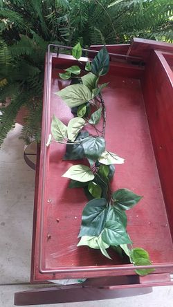 Silk green plant 21 inches long