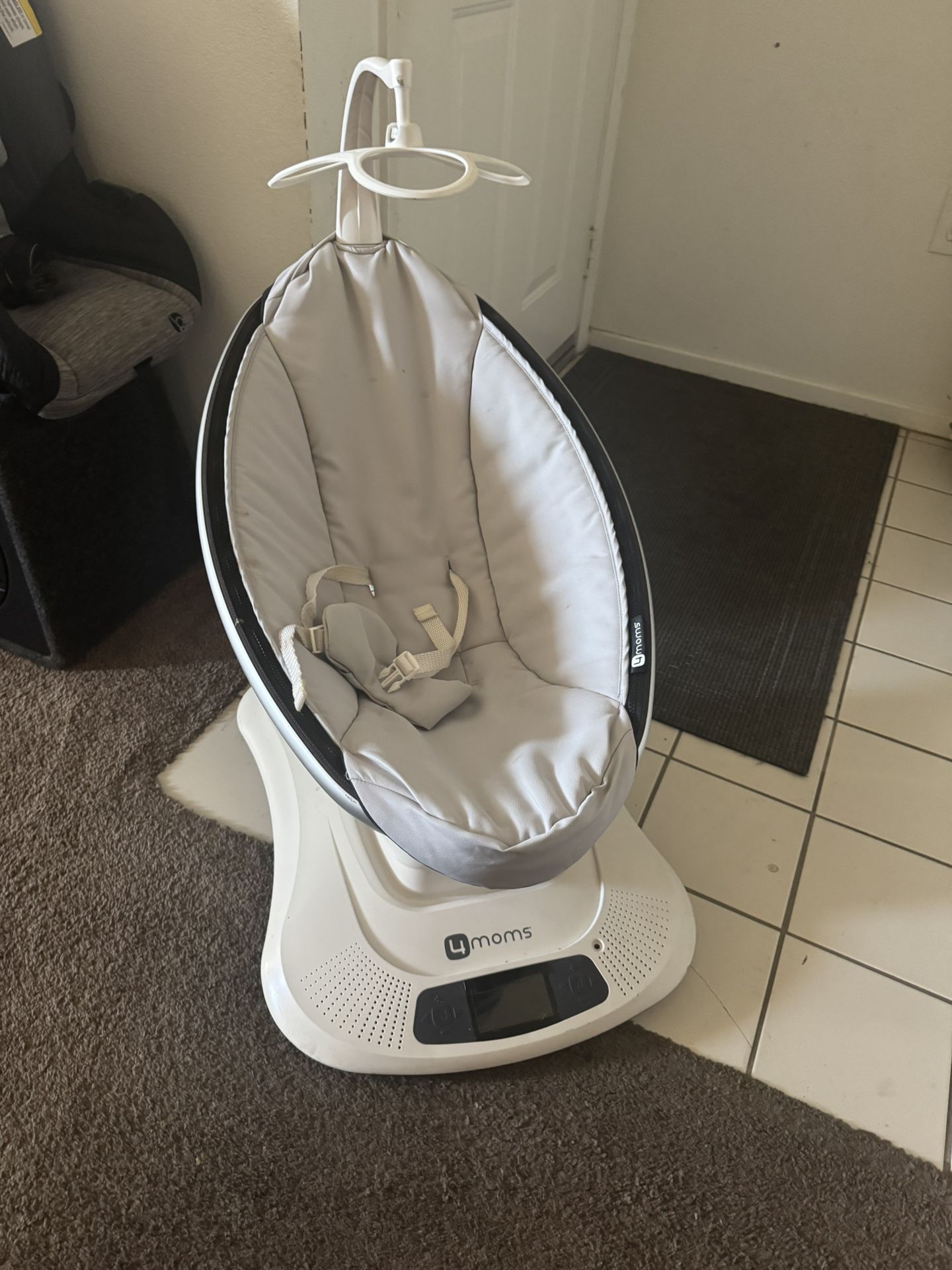 Baby Swing 4Moms