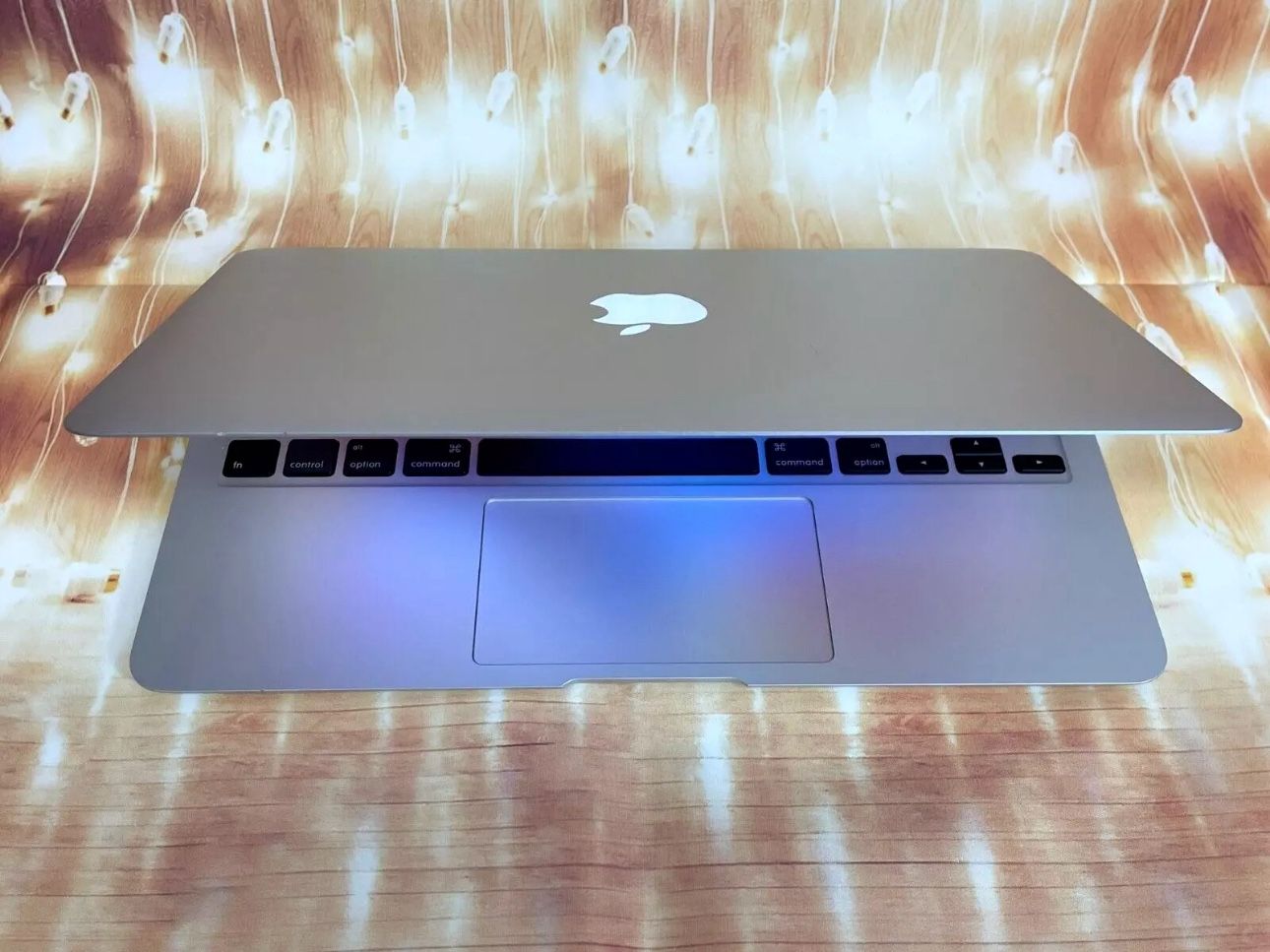 Apple Macbook Air 11”