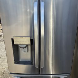 REFRIGERATOR LG 36” 4 Doors 