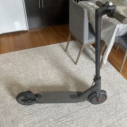 Mi Electric Scooter 🛴 Model M365 With Charger 🔌 