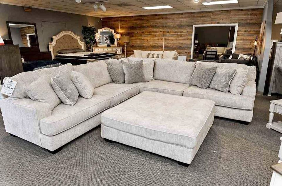 Rawcliffe White Sectional