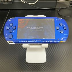PSP 1000/128GB/2000+Games