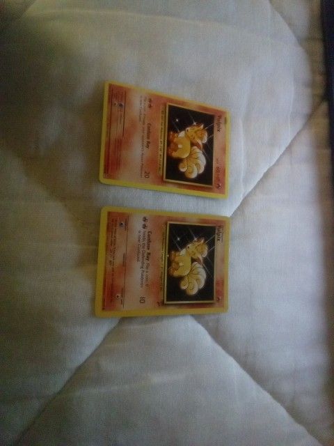 Vulpix x2 Pokemon Card