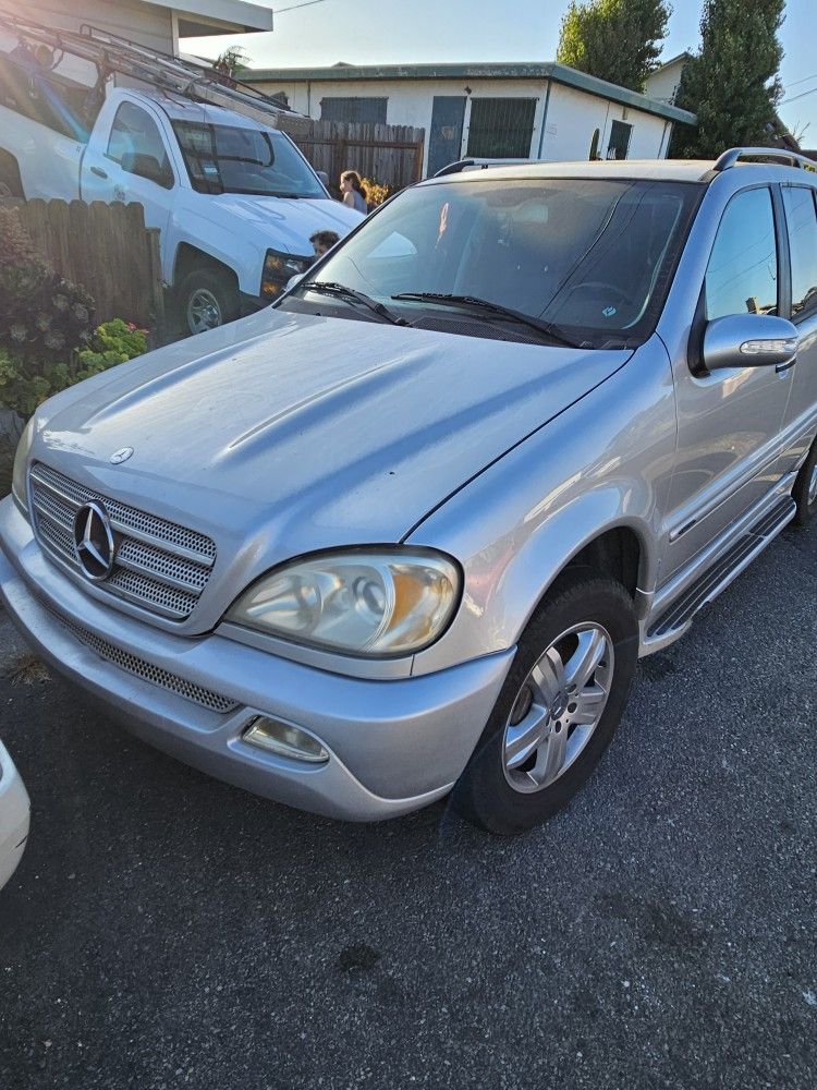 2005 Mercedes-Benz M-Class