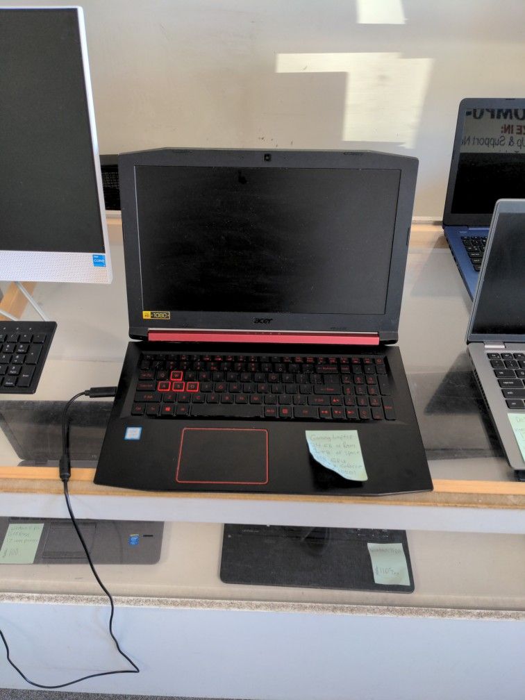 Gaming Laptop Running GTA V 24gb Ram 1tb Space Windows 11 Pro Trades Or Cash