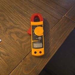 Fluke Meter