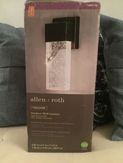 New Wall Lantern /light 50% Off !!