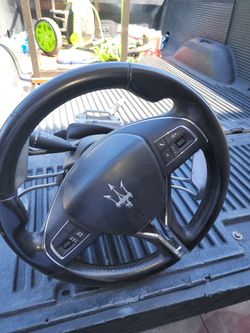 Maserati Ghibli Steering 