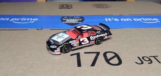 1:64 ACTION 2000 #3 GM GOODWRENCH SERVICE PLUS MONTE CARLO DALE EARNHARDT SR