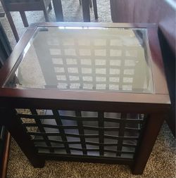 FREE - Glass End Table
