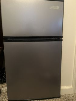 Arctic King Mini Fridge