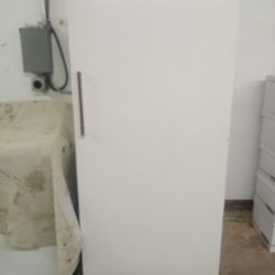 Hotpoint Freezer 