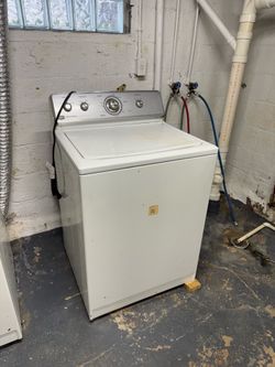Maytag washer and dryer set