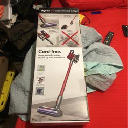 Dyson V8 Brand New Never Touched 