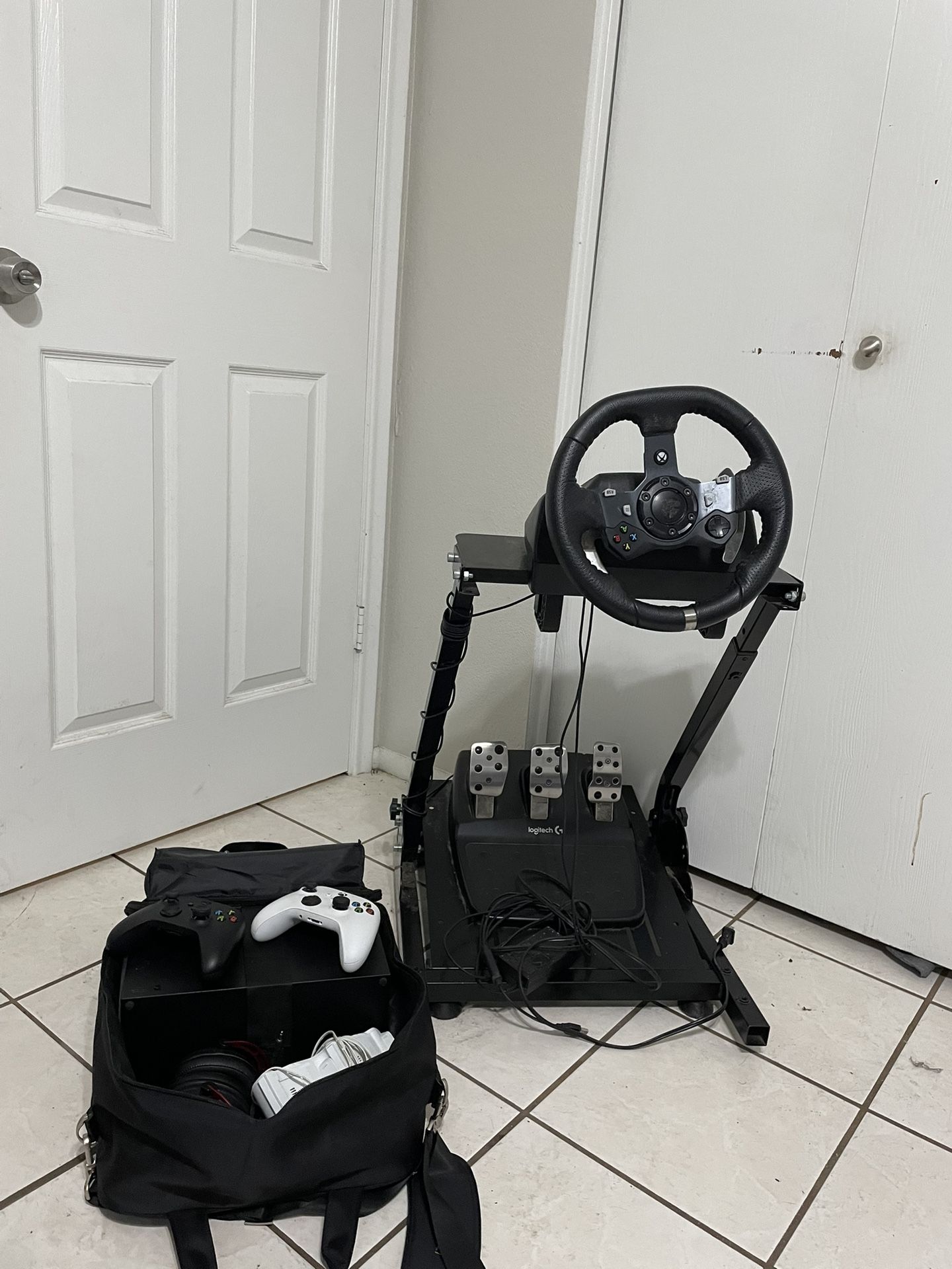 Xbox Series X And Sim Steering Wheel + Stand
