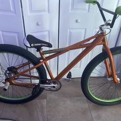 Se Monsterquad Custom!